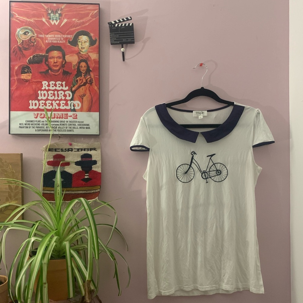 Tulip Fitted Tee